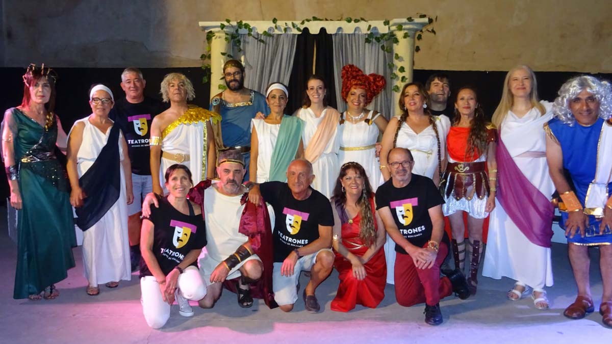Teatrones en la prensa provincial